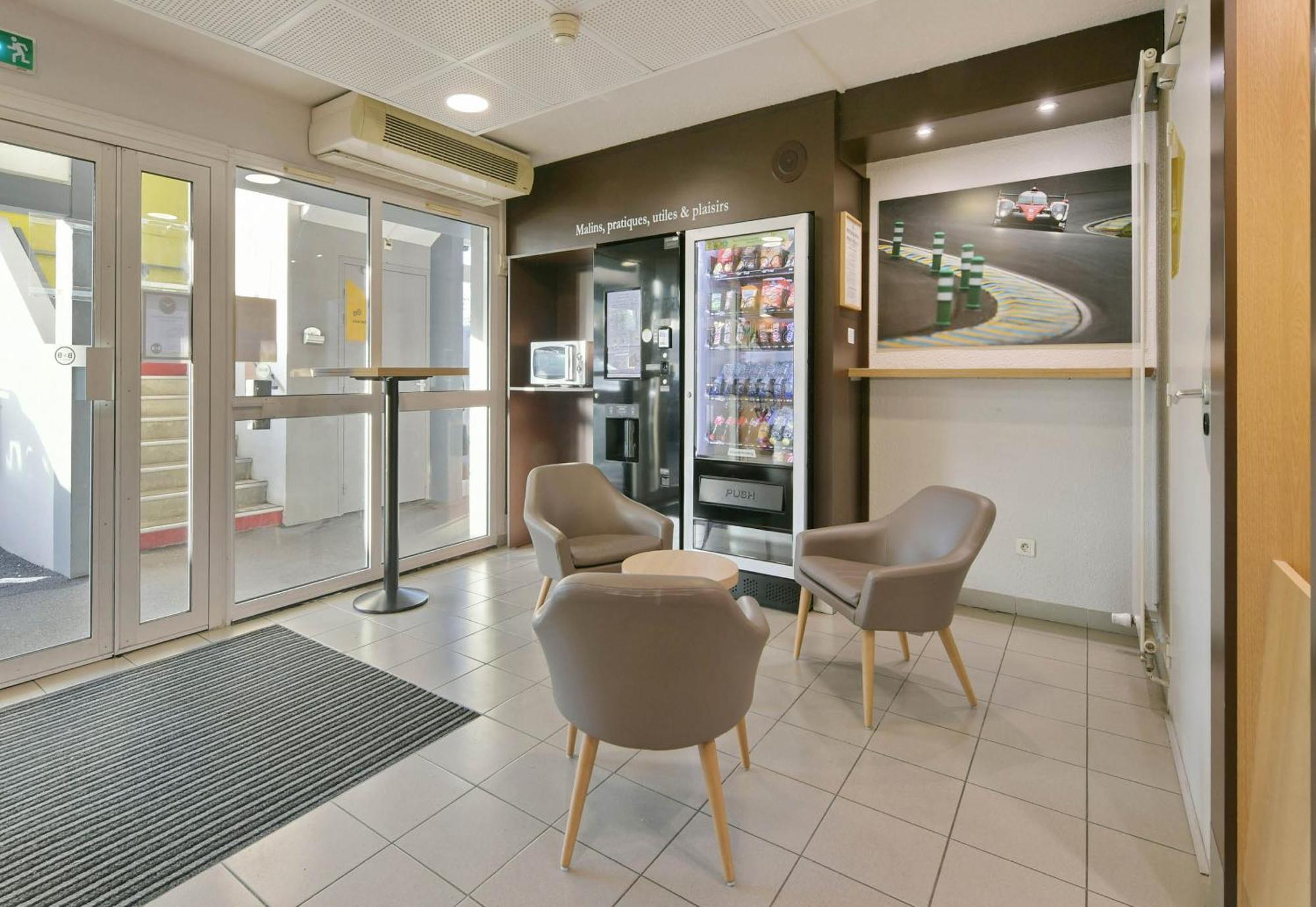 B&B Hotel Le Mans Sud アルナージュ エクステリア 写真