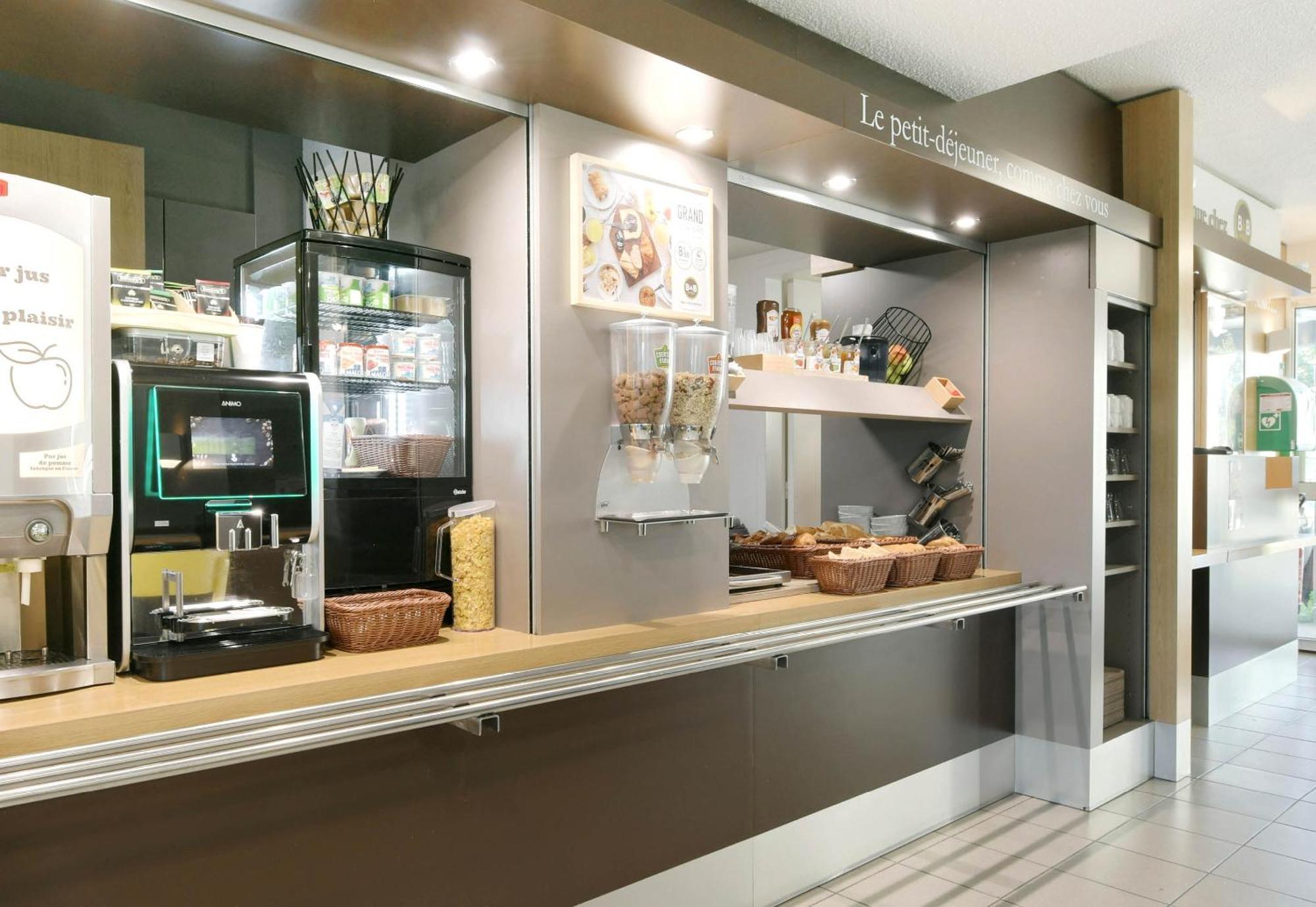 B&B Hotel Le Mans Sud アルナージュ エクステリア 写真