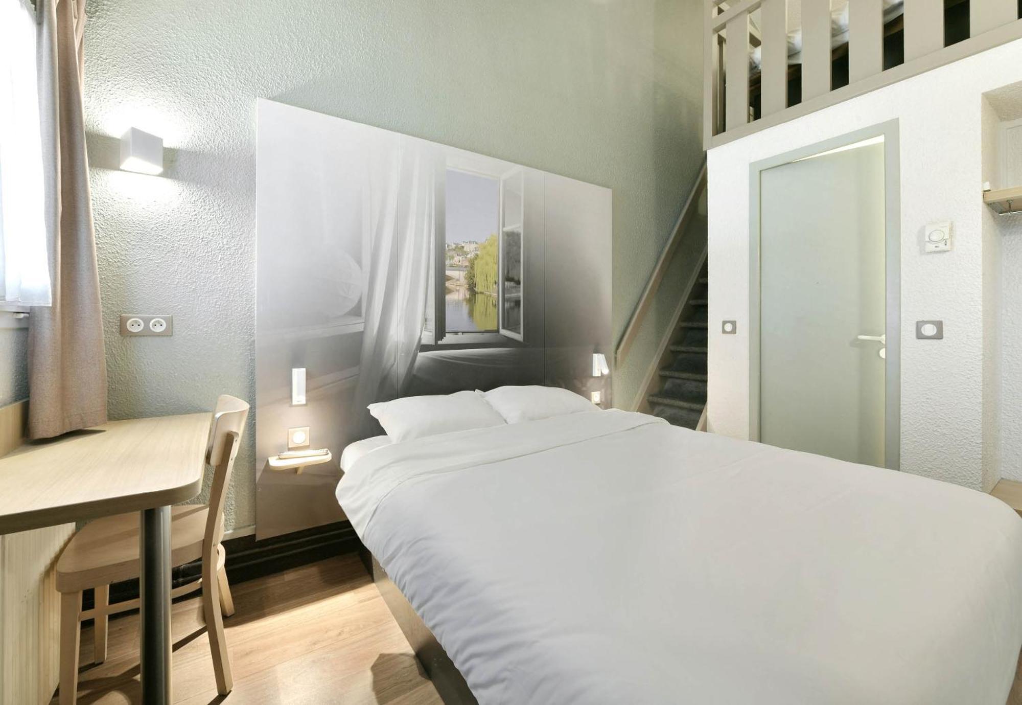 B&B Hotel Le Mans Sud アルナージュ エクステリア 写真